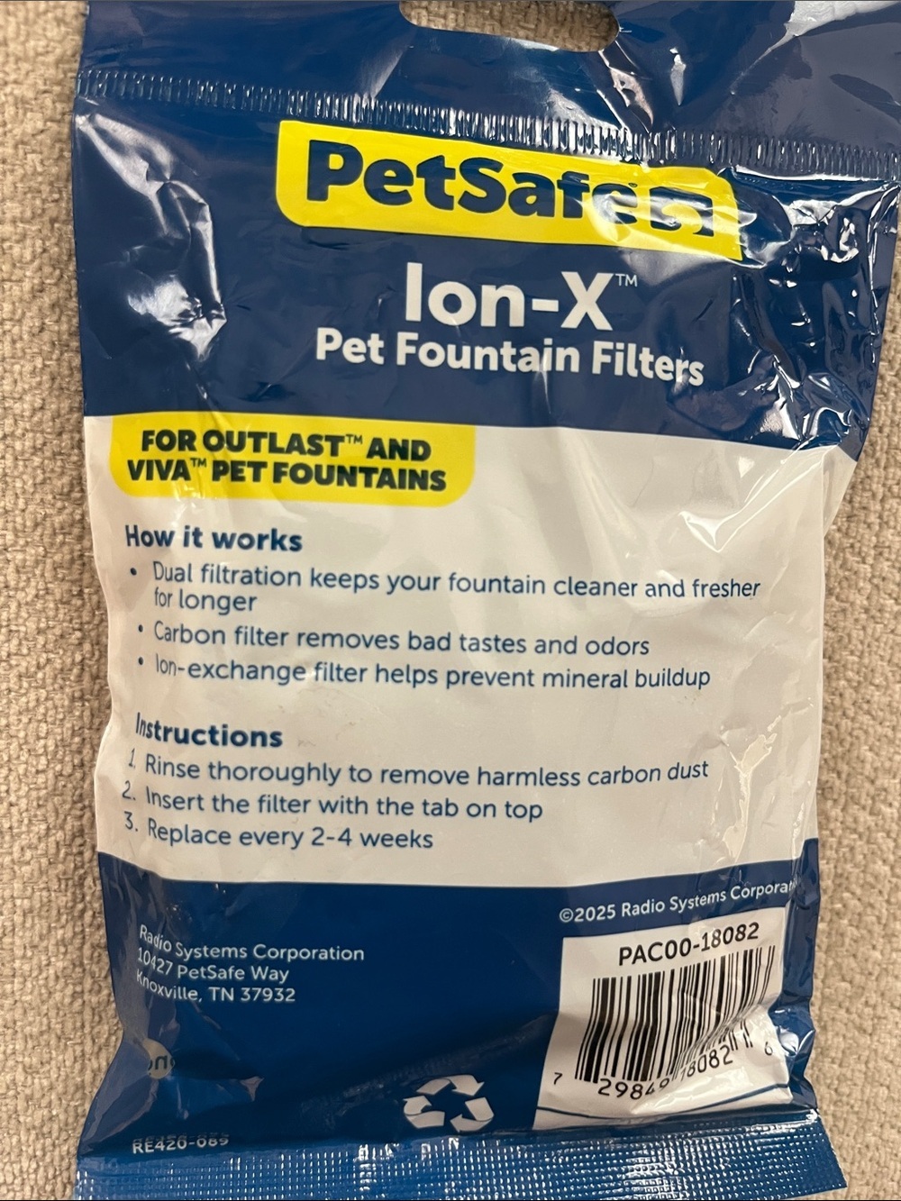 PetSafe Ion-X Pet Fountain Filters Blue and Yellow Packaging - Picture 3 of 3